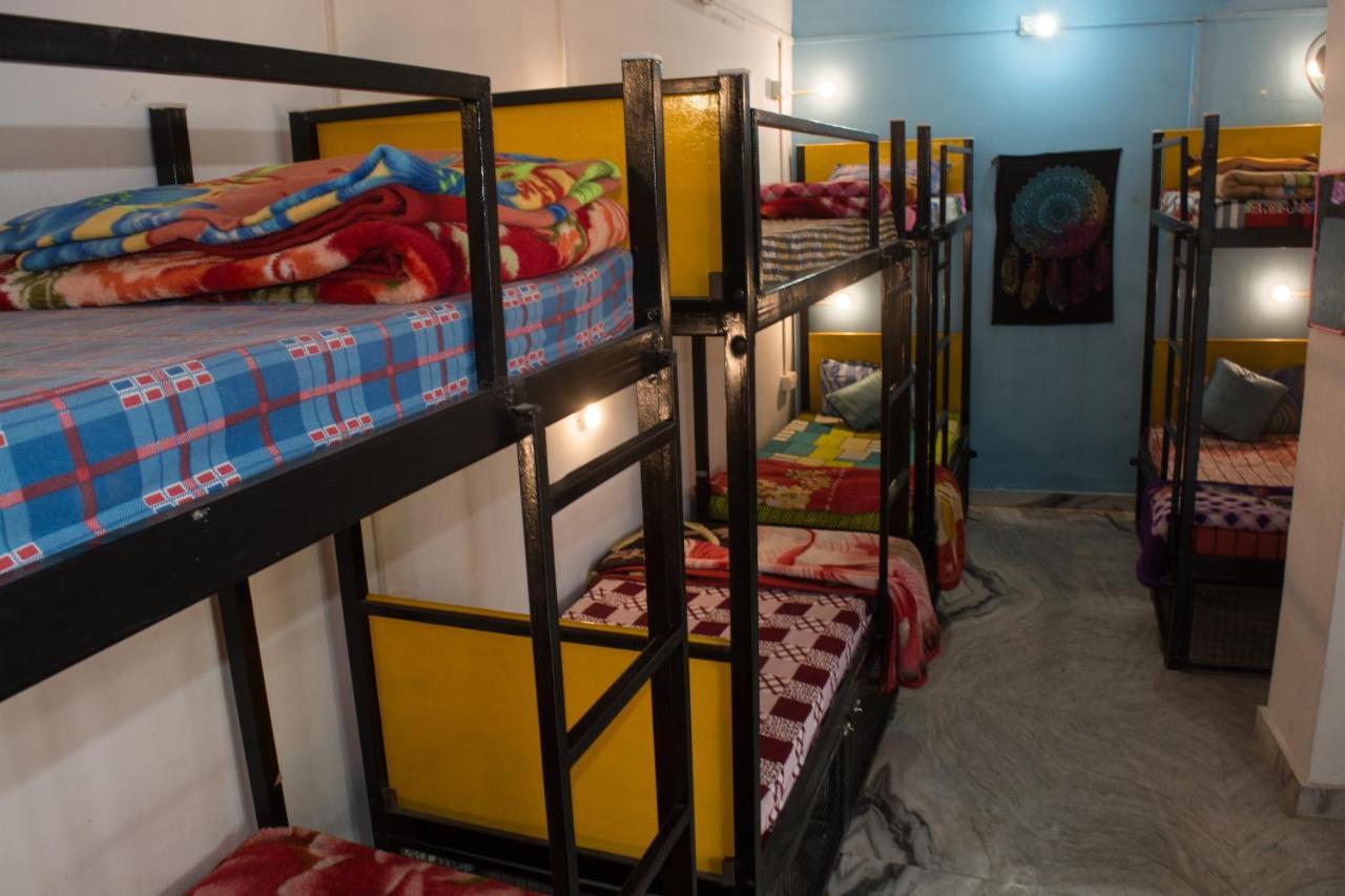 הוסטל פושקאר 12 Monks Backpackers Community מראה חיצוני תמונה
